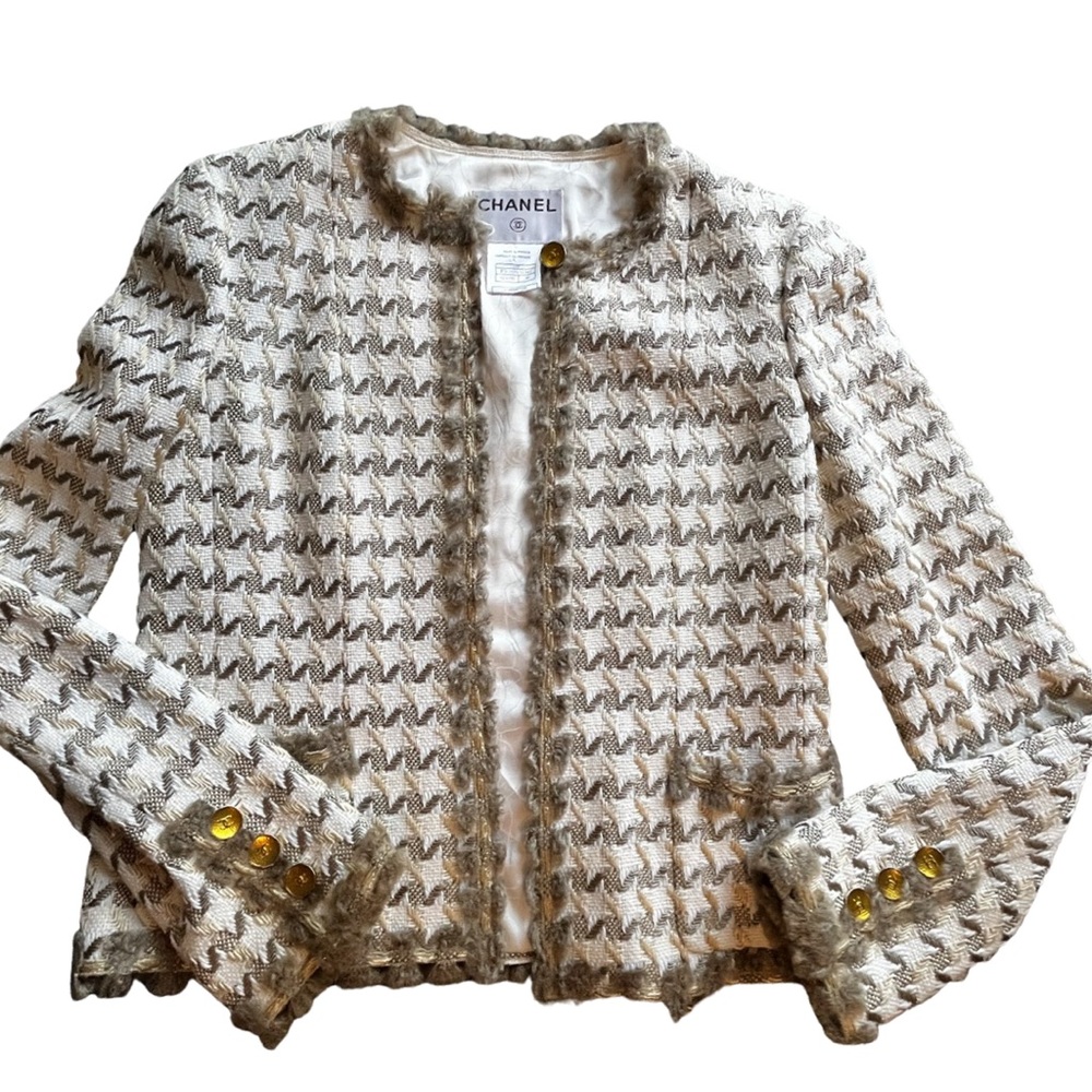 Chanel Jacket - Picture 4 of 16